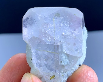 46 gramos de cristal de aguamarina morganita var con turmalinas verdes, berilo bicolor de Afganistán