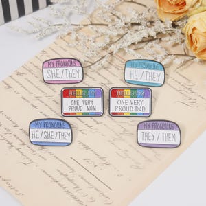 My Pronoun He She They Them Lapel Pin Badges,Gay Jewelry Gift for Friends,Third-Person Pronoun Brooches Lapel Backpack Badges,Rainbow Badges