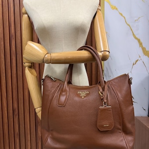 Vintage brown prada bag - Etsy 日本