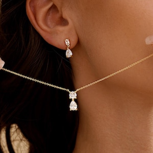 Minimalist Diamond Jewelry Set, Wedding Jewellry Set of Earrings Necklace Bracelet, Diamond Jewelry, Bridesmaid Gift, Bridal Gift for Her