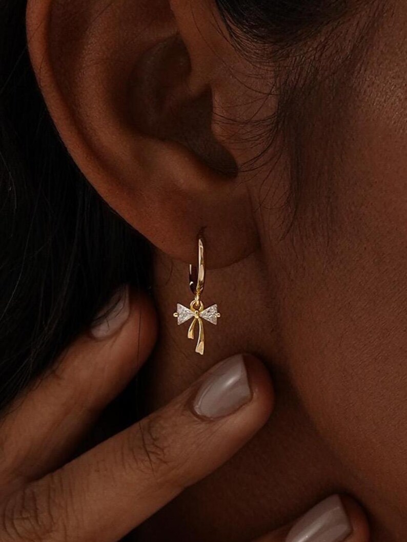Pendientes de aro con lazo, pendientes colgantes de plata de ley 925, pendientes delicados para mujer, regalo para dama de honor, regalo de Navidad para ella imagen 7
