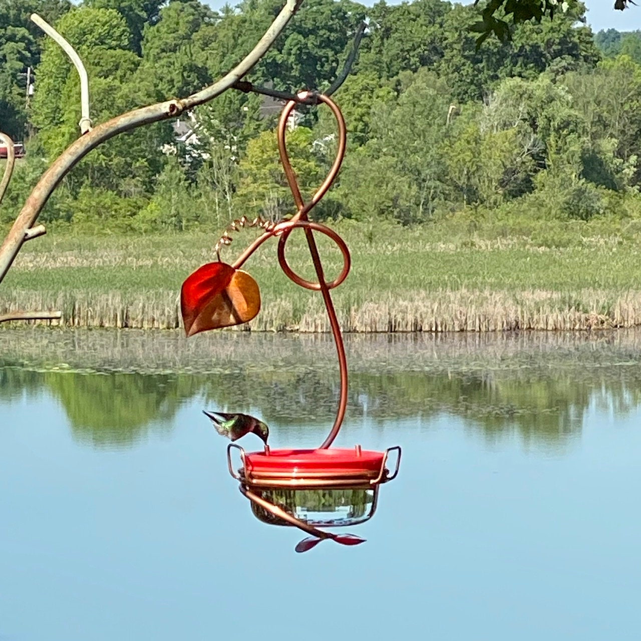 Hummingbird on sale feeder stand