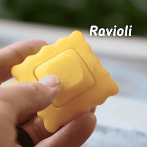 3D Printed Ravioli Clicker Fidget Toy or Keychain | Pasta Sensory Toy | Circle, Half Circle, or Square Ravioli | Food Lover Gift