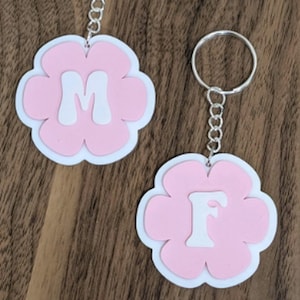 Llavero con inicial floral personalizado / Llavero con letra impresa en 3D / Llavero floral personalizado / Lindo adorno para bolso / Regalo para ella