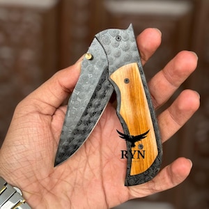 Handmade Damascus Steel Folding knife Pocket Knife Hunting knife Camping knife outdoor Knife with Leather cover