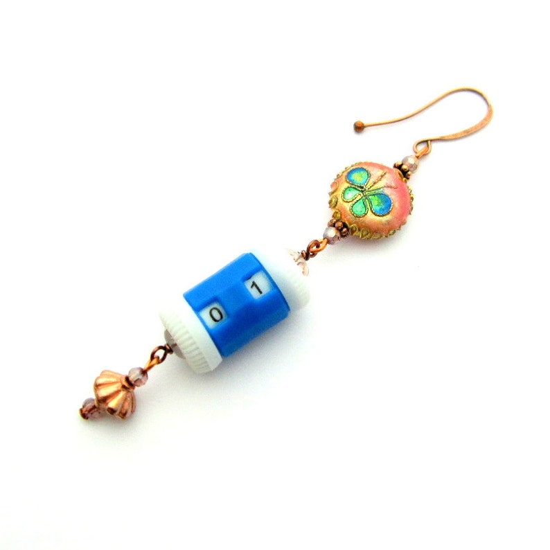 Bead Knitting / Crocheting Removable Stitch Marker Roll Counter Copper and Blue Counter image 1