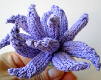 PDF Knit Flower Pattern - Aster Flower