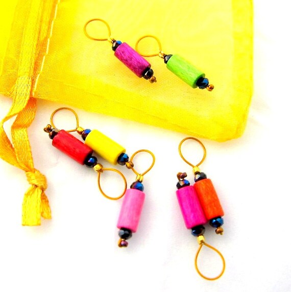 Tejer Marcadores de punto /& Llavero en color naranja de Organza Bolsa De Regalo