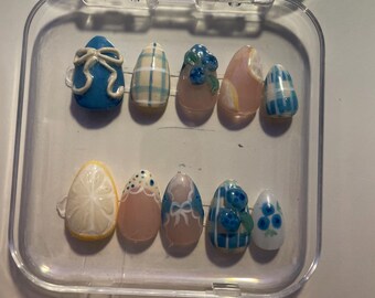 ¡¡Precioso set de uñas postizas de primavera!!