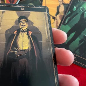 MONSTER TAROT CARDS: Spiritual meditation and meditation for your clairvoyance sessions. Limited edition.