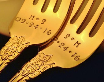 GOLD Wedding Forks: NEW Personalized Forks, Art Deco Gatsby, Custom Initials & Wedding Date, Hand Stamped Engraved Gold Cake Forks, Gift Box