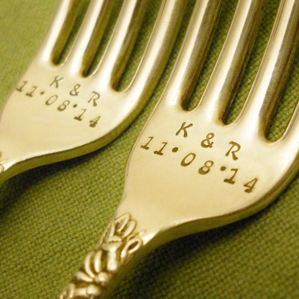 Initials & Date Wedding Forks, Wedding Cake Forks Set, Custom Hand Stamped Forks, Keepsake Vintage Silver Forks, Bride Groom Forks, Gift Box