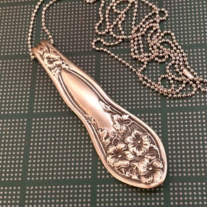 Silverware Necklace, Silverware Jewelry, Vintage Silverplate Spoon Handle Pendant, Antique Recycled Upcycled Repurposed Spoon Fairfield 1913