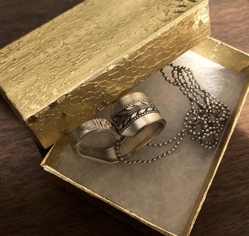 Vintage Heart Pendant Necklace, Antique Silverplate Silverware Spoon Jewelry, Handmade Valentines Gifts, Girlfriend Wife, Gift Boxed, 1939 image 6