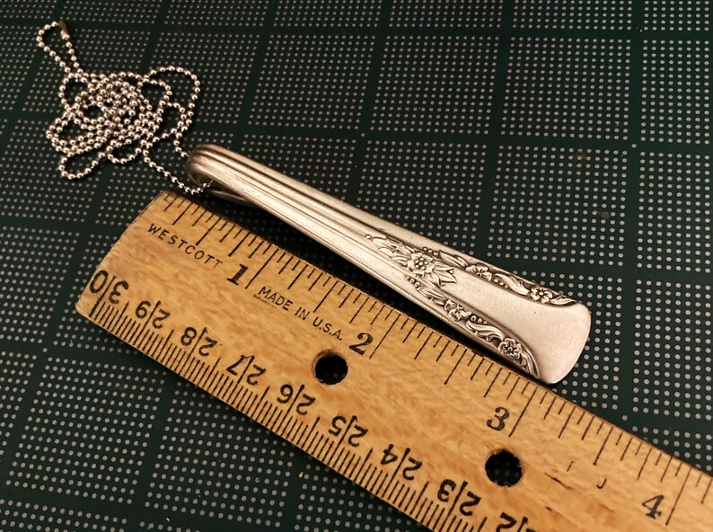 Spoon Pendant Necklace, Vintage Silverplate Silverware Handle Pendant, Upcycled Repurposed, Jewelry for Her, Gift for Mom or Wife, 1940 image 2