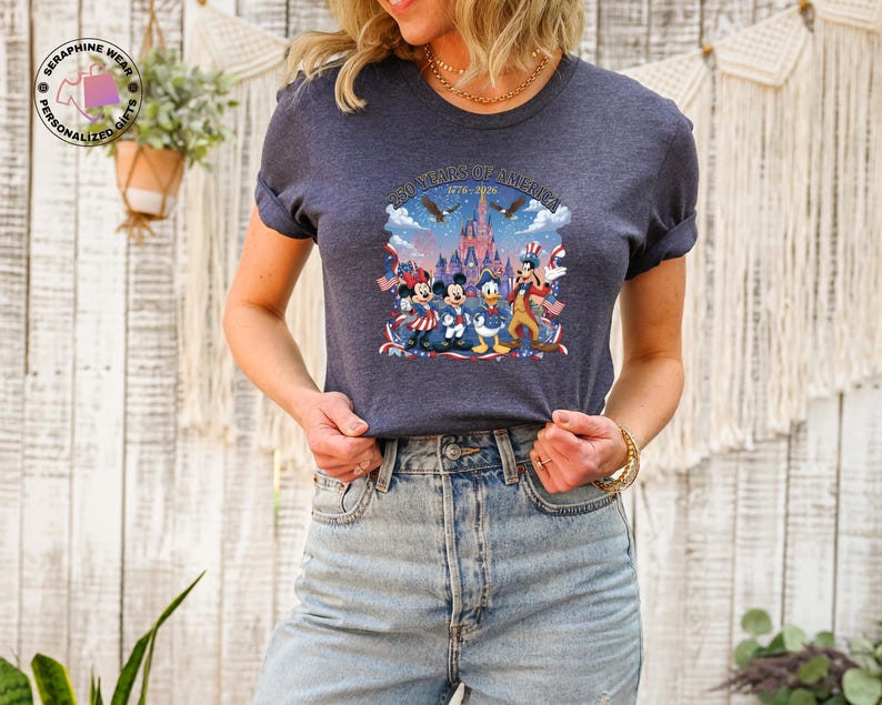 250 Years Of America Disney Shirt, Mickey And Friends US Anniversary Gift, Freedom Patriotic USA Flag Tshirt bild 11