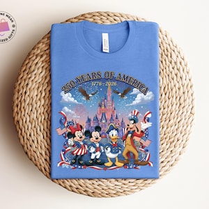 250 Years Of America Disney Shirt, Mickey And Friends US Anniversary Gift, Freedom Patriotic USA Flag Tshirt bild 12