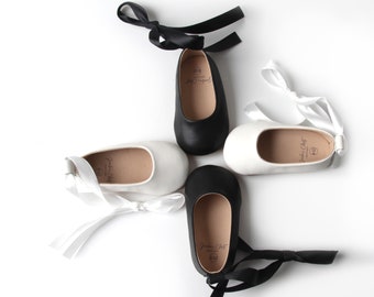 Baby Girl Shoes, Ballerina Style in Black or White Genuine Leather, Flower Girl Shoes, Baptism Shoes, Christening Shoes,