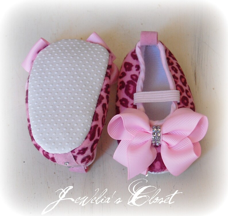 Baby Girl Crib Shoes Pink Cheetah Print Baby Soft Sole Shoes Etsy