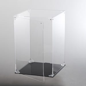Personalized Front-Open Door clear acrylic display case Custom Engraved Display Box for Action Figure collectibles Anime PVC models showcase