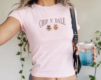 Camiseta bordada de Chip y Dale para bebé: Personajes de ratones, fundada en 1993.