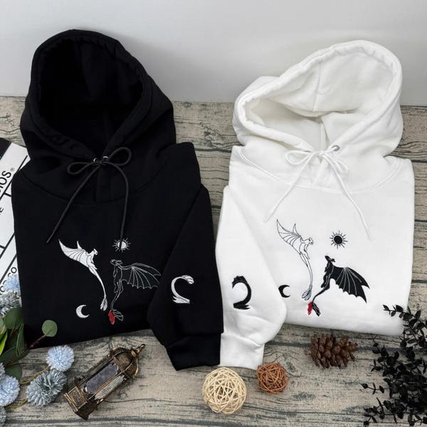 Felpa con cappuccio ricamata "Dragon Trainer" per coppie, felpa coordinata da regalare, regalo di San Valentino, felpa per anniversario