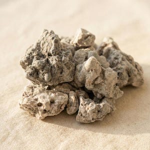 Breu Copal Resin from Brazil | Protium heptaphyllum