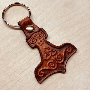 Thor’s hammer Mjolnir keychain
