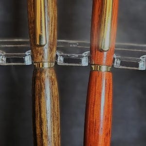 Elegante 24K Gold handgefertigte Holz Klickstifte - Perfekt zum Verschenken