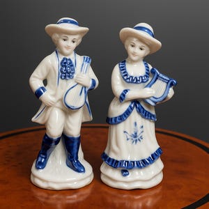 Vintage Porcelain Figurine Set – 18th Century Gentleman with Lute & Lady with Lyre – Blue and White Ceramic Collectible Pair