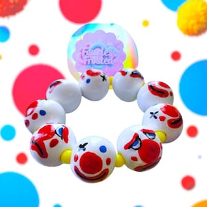 Pulsera de payaso feliz y triste hecha a mano: Joyería con cuentas Rainbowcore, ideal para regalar.