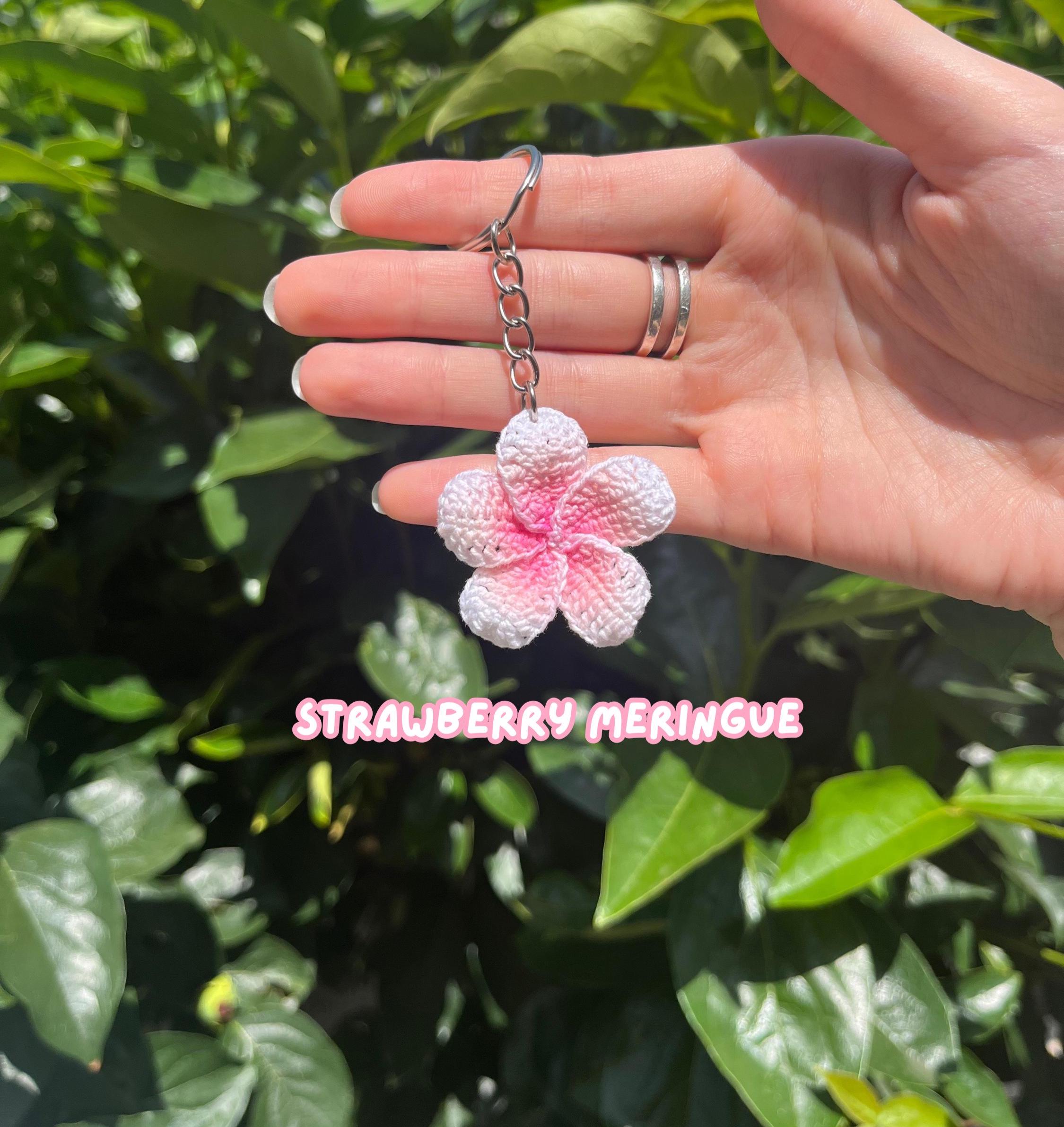 Crochet Plumeria Flower Summer Keychain Charm - Etsy