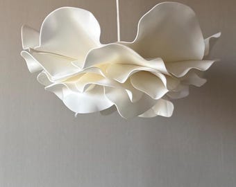 White Flower Chandelier – Handmade Statement Ceiling Light for Elegant Home Décor