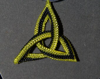 Yellow and Black beaded Triquetra (Celtic Knot) Necklace - FREE USA SHIPPING!! Hufflepuff colors!!