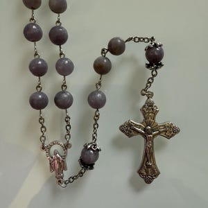 Purple and Silver Beaded Rosary - Grapes on Crucifix - Prayer Beads - Silver toned Crucifix - Full Decade Rosary - Catholic Rosary
