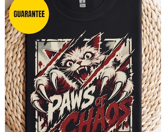 Koszulka z kotem Paws of Chaos - unisexowa koszulka w stylu softstyle, zabawna, słodka koszulka z kotem, prezent dla miłośnika kotów, koszulka dla mamy kota, koszulka dla taty kota