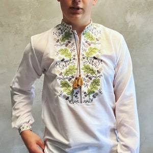 XXS-7XL Modern Ukrainian Embroidered Shirt with Oak Motif, Ukrainian Sorochka Shirt, Summer Vyshyvanka for Men, Men&#39;s Embroidered Shirt