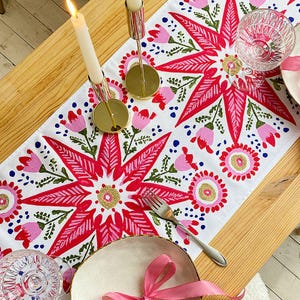 Traditional Ukrainian Christmas Star Table Runner – Festive Folk Holiday Decor