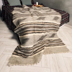 Artisan Hutsul Handcrafted Wool Blanket Queen Size, Thick Natural Sheep Wool Throw Blanket, Handcrafted Blanket Organic Wool
