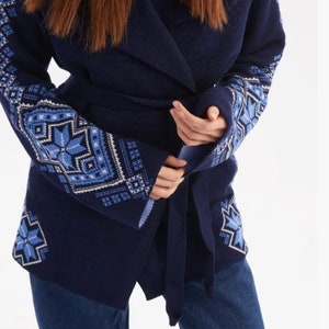 Aztec Geometric Cozy Cardigan Sweater, Wool Wrap Shawl Western Southwest, Knitted Winter Cardigan in Geometric Style Blue