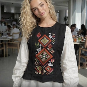 Artisan Embroidered Vest Manishka – Black Floral Motif – Ukrainian Folk Style Layering Piece Geese