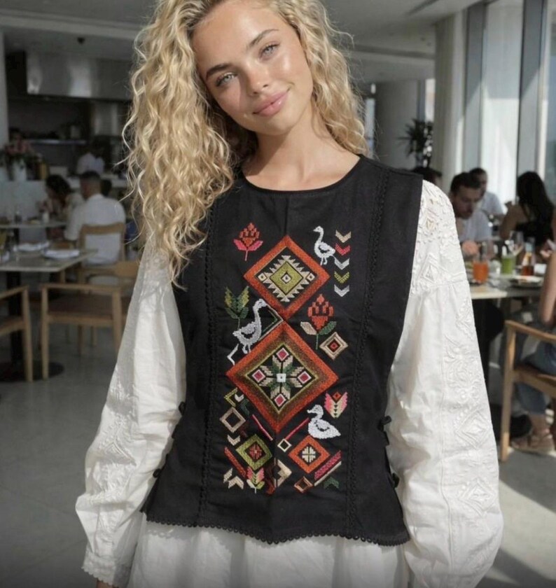 Artisan Embroidered Vest Manishka – Black Floral Motif – Ukrainian Folk Style Layering Piece Geese