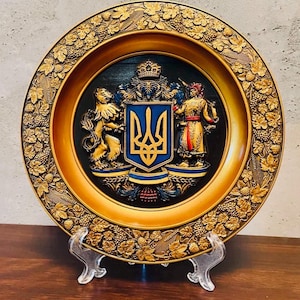 Souvenir Wall Plate Ukraine, Ukrainian Gift Souvenir, Large Ukrainian Decorative Hanging Plate, Ceramic Wall Decor Plate