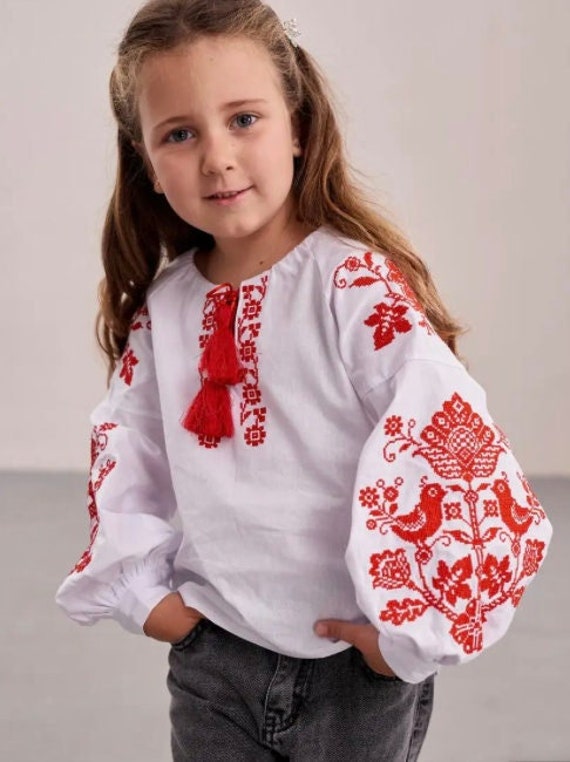 Blusa ucraniana moderna para ninas blusa roja bordada para ninos en estilo boho ninas Vyshyvanka blusa bordada para ninas Etsy Espana