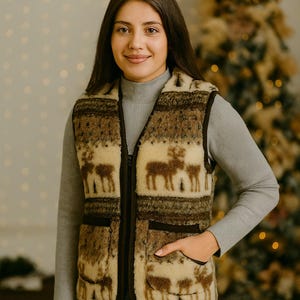 Rustic Scandinavian Pattern Wool Vest | Unisex Merino Wool Gilet | Traditional Carpathian Sheep Wool Waistcoat
