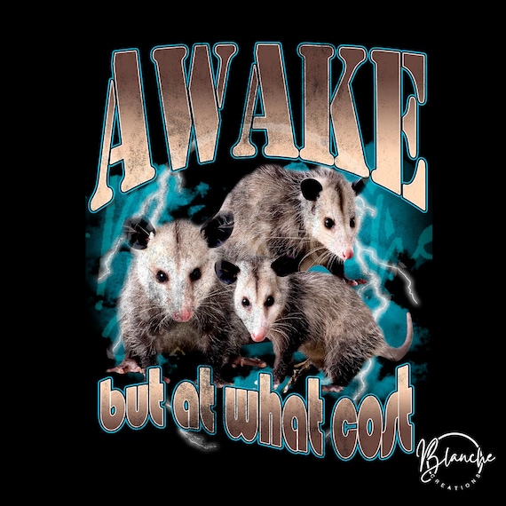 目覚めよ、でも代償は？ネズミとオポッサムのSVG – 面白いミームSVG