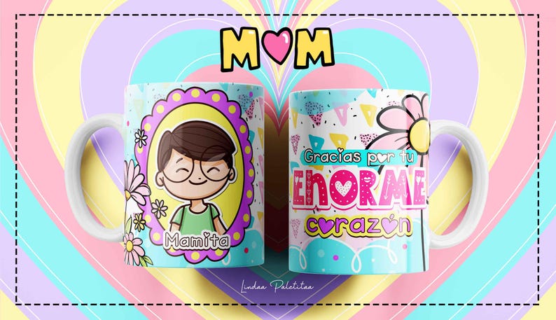 Puede incluir: Dos tazas de cer&aacute;mica blanca con dise&ntilde;os coloridos. Una taza presenta una ilustraci&oacute;n de dibujos animados de una persona con gafas y el texto "Mamita". La otra taza tiene un dise&ntilde;o colorido con el texto "Gracias por tu enorme coraz&oacute;n".