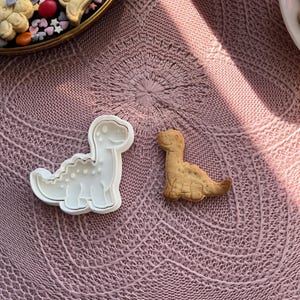 Dinosaur cookie cutter, Dino cookie stamp, Dinosaur cookie mold, Kids cookie cutter, Dino shaped cookie mold, Dinosaur polymer cutter tool