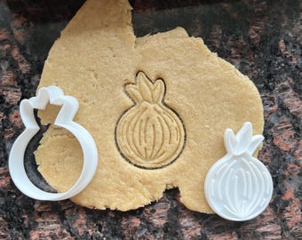 Onion cookie cutter, Vegetable cookie mold, Garden theme cookie stamp, Spring kitchen gift, Funny veggie cookie cutter