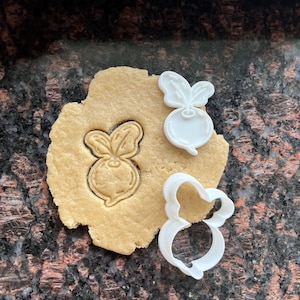 Radish cookie cutter, Vegetable cookie stamp, Veggies cookie mold, Salad theme dough cutter, Daikon cookie mold, Cookies baking tool